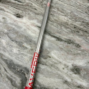 Used Maverik H2 scTi lacrosse shaft