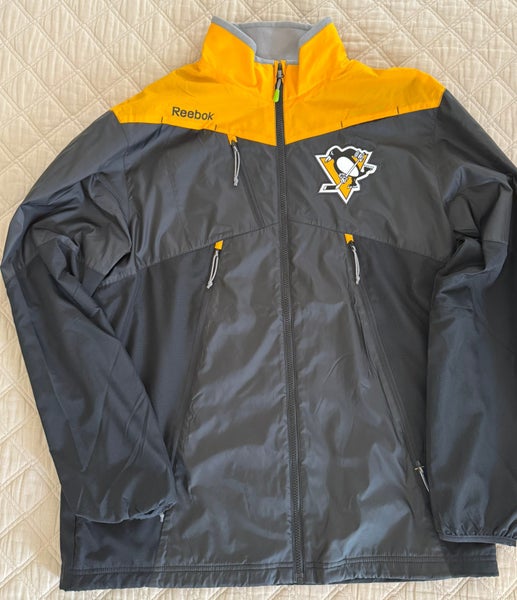 Pittsburgh Penguins Team Issue Black/Gold Men's Large Reebok Jacket (New)