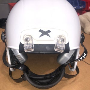USED XENITH X2E+ ADULT FOOTBALL HELMET - LARGE - METALLIC WHITE