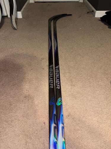 Senior Bauer Vapor FlyLite Left Hand Hockey Stick P92 (New) -