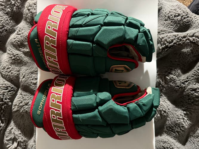 Warrior Luxe Gloves 14" (Used)