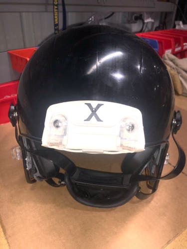 USED XENITH X2E+ YOUTH FOOTBALL HELMET - LARGE - BLACK