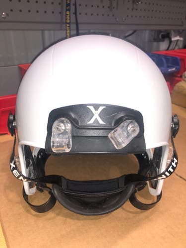 USED XENITH X2E+ ADULT FOOTBALL HELMET - LARGE - METALLIC WHITE