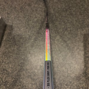 Intermediate CCM JetSpeed FT8 Pro Right Handed Hockey Stick 55 Flex P28+1/4 (New)