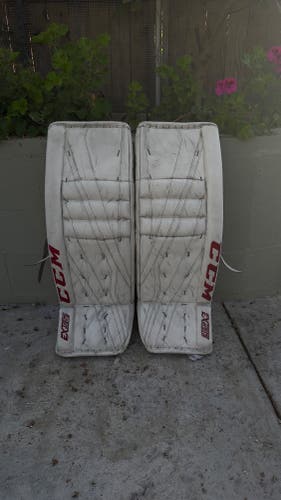 33" CCM Extreme Flex III Pro Goalie Leg Pads Pro Stock (Used)