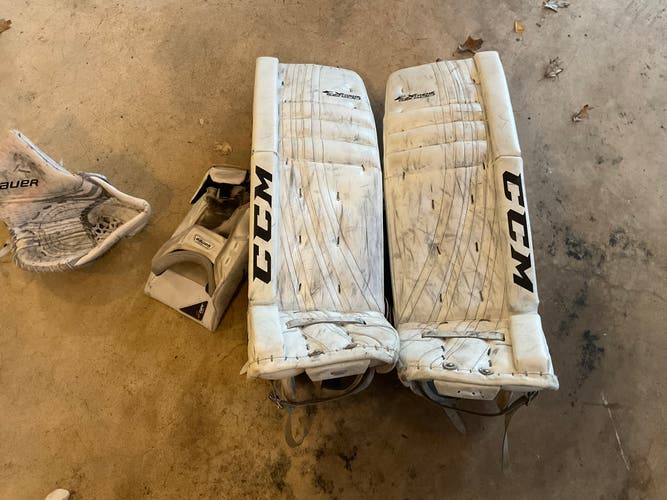 34" CCM Goalie Leg Pads (Used)