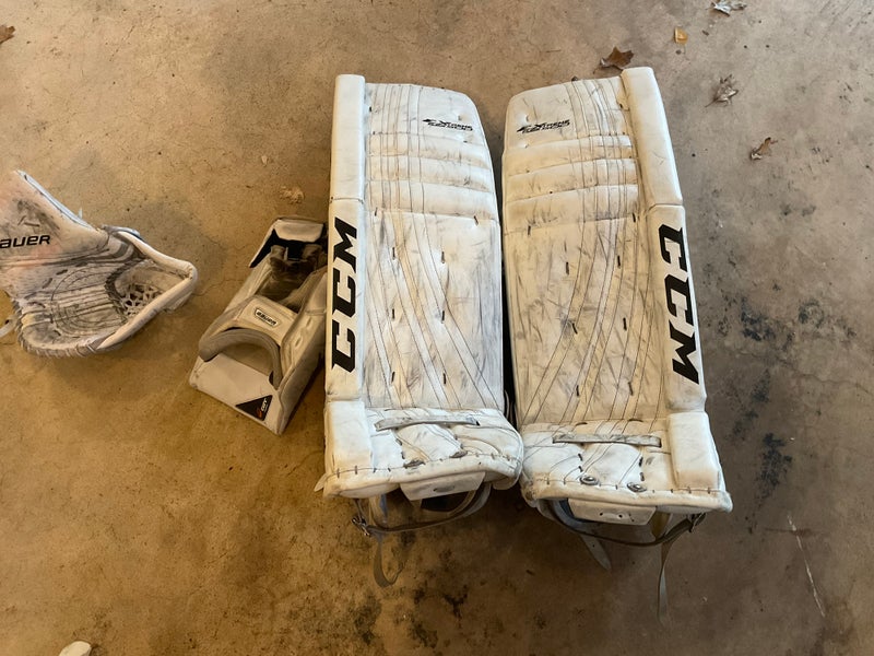34" CCM Goalie Leg Pads (Used)