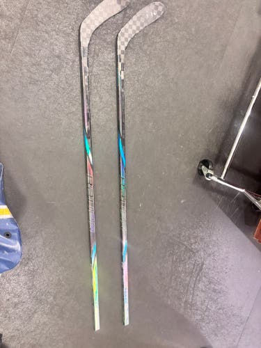 Senior Bauer Nexus Tracer Right Handed Hockey Stick P28 (Used)
