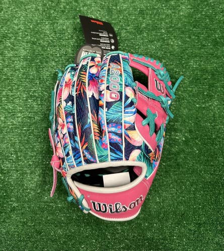 Wilson A2000 11.5" November GOTM 1786 Infield Baseball Glove