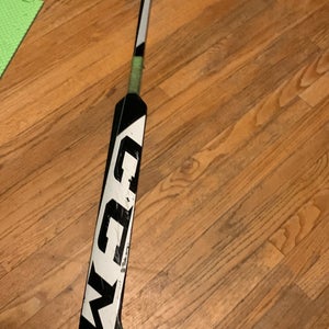 Intermediate CCM Eflex 5.5 Full Right Goalie Stick 25" Paddle (Used)