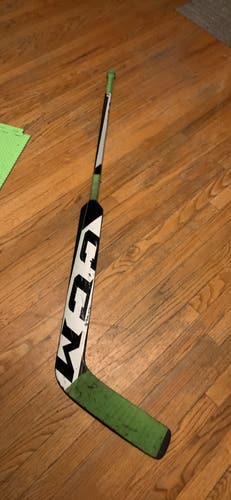 Intermediate CCM Eflex 5.5 Full Right Goalie Stick 25" Paddle (Used)