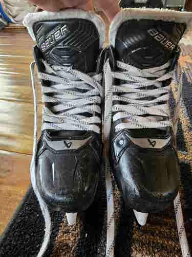 2024 Bauer Supreme Shadow Hockey Skates Size 5.5 (Used)