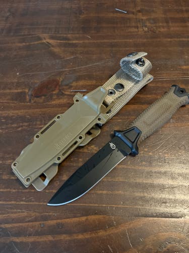 Gerber Knives Strong Arm Fixed Blade Knife W/ Sheath New