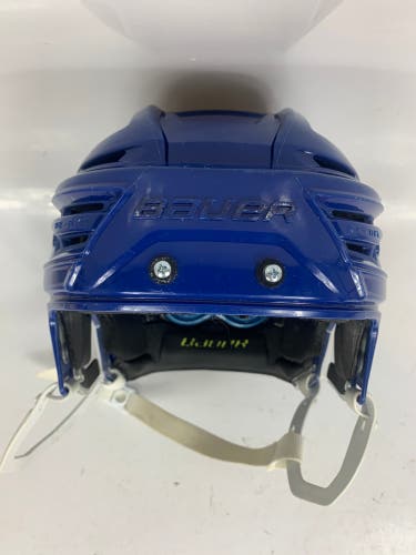 Medium Bauer Re-Akt 150 Helmet (Used)
