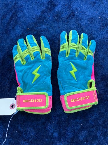 Blue Medium Bruce Bolt Batting Gloves (Used)