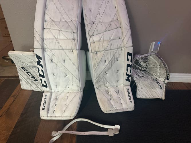 35" 2021 CCM Regular Goalie Full Set Pro Stock (Used)