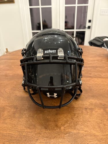 Extra Large Adult Schutt F7 2.0 Helmet (Used)