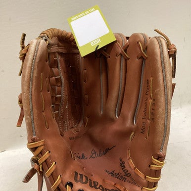 Used Wilson A2131 BB/SB Glove RH Throw Brown 12" 11725-S000491627