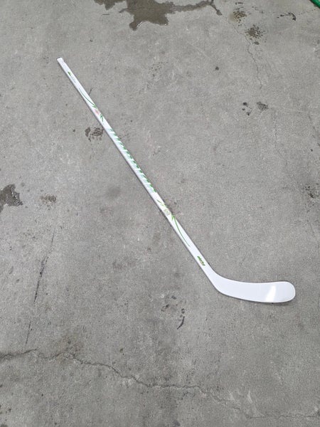 Junior Warrior Alpha Deluxe 20th Anniversary Left Handed Hockey Stick W03 40 flex