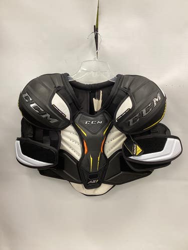 Used CCM SUPER TACKS AS1 Senior Shoulder Pads LG 11851-S000039366