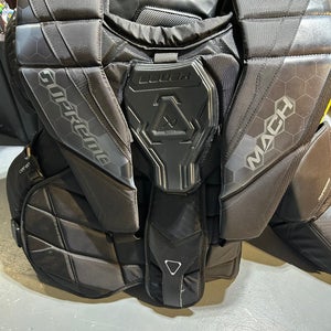 XL Bauer Mach Goalie Chest Protector (New)