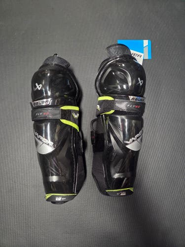Junior Bauer Vapor Fly40 11" Shin Pads (New)