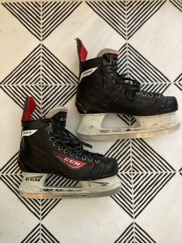 2014 CCM RBZ Hockey Skates Extra Wide Width 10.5 (Used)