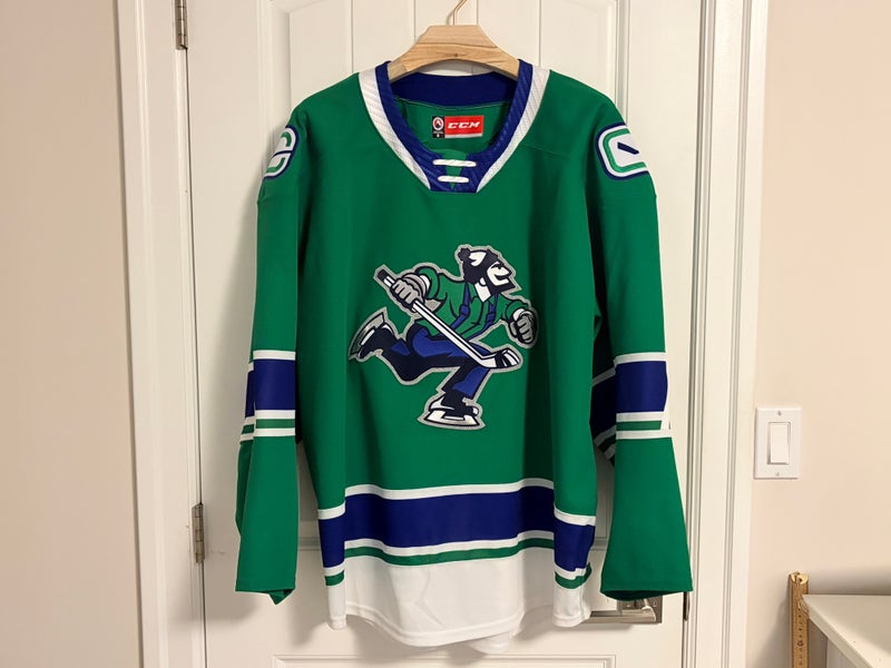 Authentic CCM On Ice Abbotsford Canucks Made In Canada Home Green Jersey Size 58