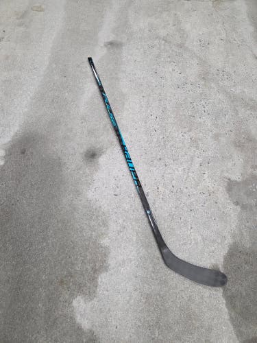 New Senior Bauer PULSE Left Handed Hockey Stick P28 77 flex