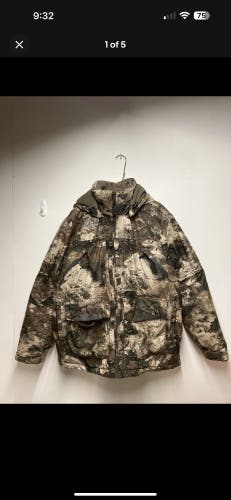 Men's Cabela’s whitetail extreme XL Jacket (Used)