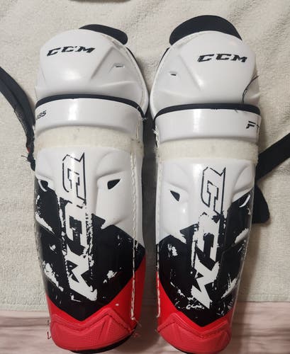 Junior CCM Jetspeed FT485 11" Shin Pads (Used)