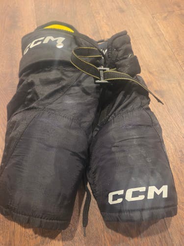Youth Large CCM Tacks AS-V Pro Hockey Pants (Used)