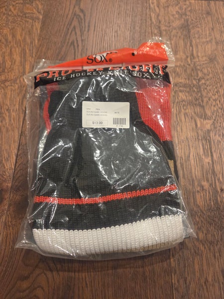 Black Mite size (16-18 inch) Anaheim Ducks knit socks NEW