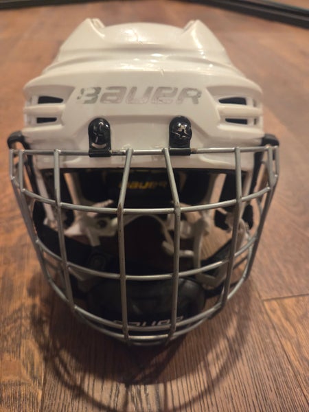 Bauer Re-Akt 100 Youth white Helmet HECC Certified
