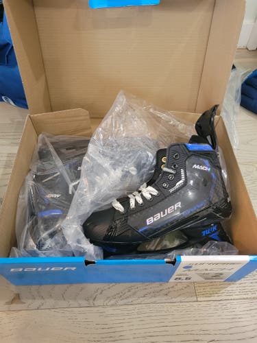 2025 Bauer blue prostock Supreme Mach Hockey Skates Regular Width Pro Stock 8.5 (New)