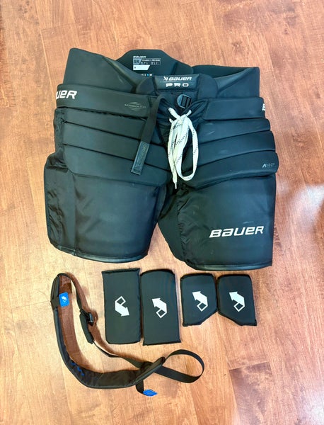 S23 Bauer Pro Hockey Goalie Pants Black Senior XXL (Lightly Used, 2024 Purchase)