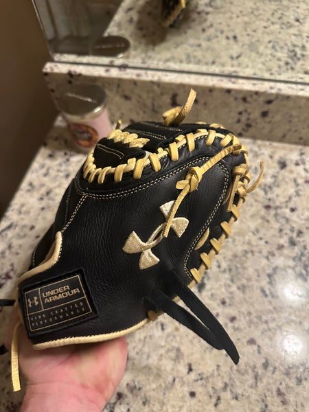 2025 Under Armour UACM-100Y RH Catcher's Baseball Glove 31.5" (Used)