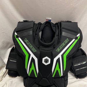 XS Vaughn SLR4 Pro Carbon Goalie Chest Protector (Used)