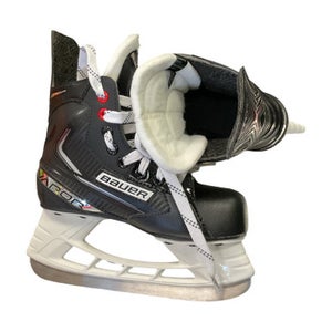 Used Bauer VAPOR X35 Junior Hockey Skate Junior 01 11859-S000026592