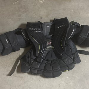 Small Bauer Vapor 2X Pro Goalie Chest Protector (Used)