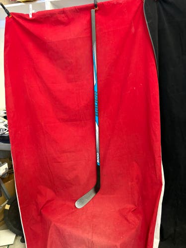 Senior Bauer Right Handed Hockey Stick (Used)