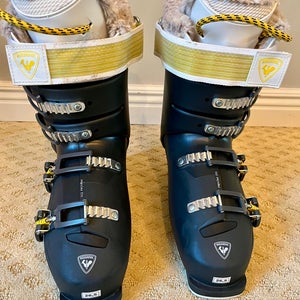 Mondo 26 & 26.5 Unisex Rossignol Ski Boots Soft Flex (Used)