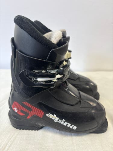 Mondo 18 & 18.5 Kid's Alpina AJ1 Ski Boots (Used)