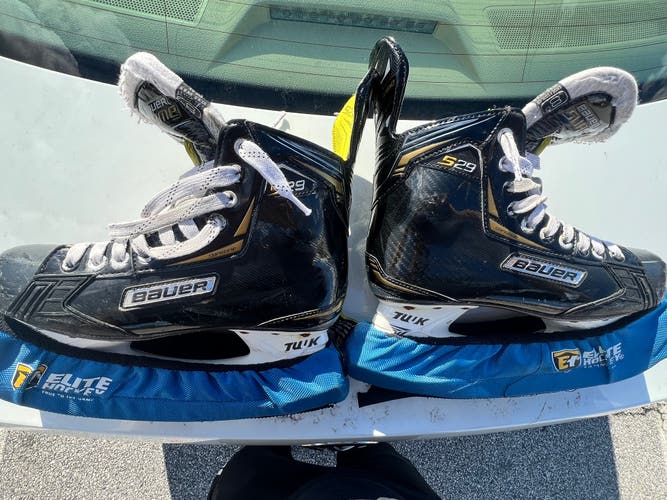 2018 Bauer Supreme S29 Hockey Skates Regular Width 9 (Used)
