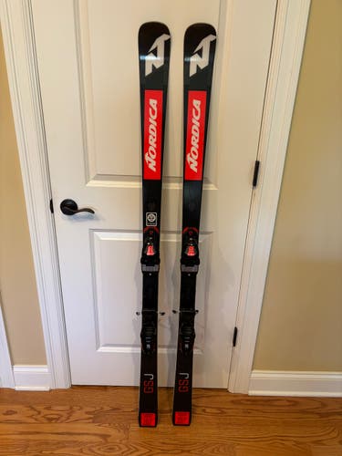 Racing 157 cm Nordica Dobermann GSJ Skis With Bindings Max Din 10 (Used)