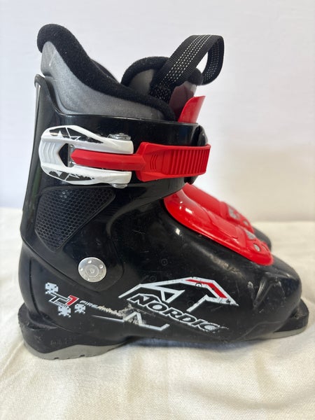 Mondo 19 & 19.5 Nordica Ski Boots (Used)