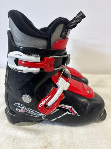 Mondo 18 & 18.5 Kid's Nordica Firearrow Team 2 Ski Boots (Used)