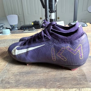 Purple Unisex 4Y (Big Kids / Youth) Nike Mercurial Vapor Molded Cleats Cleats (Used)