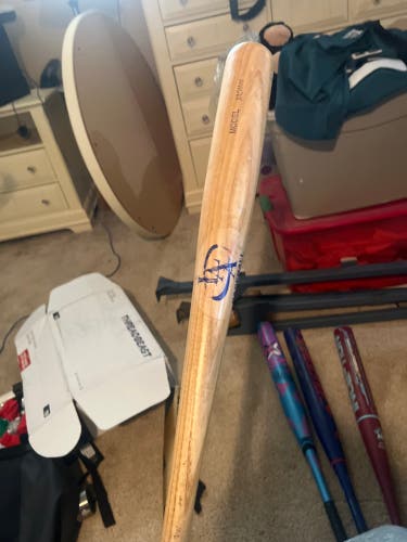 2015 Unknown Brand Custom BBCOR Certified Bat (-3) 29 oz 32" (Used)