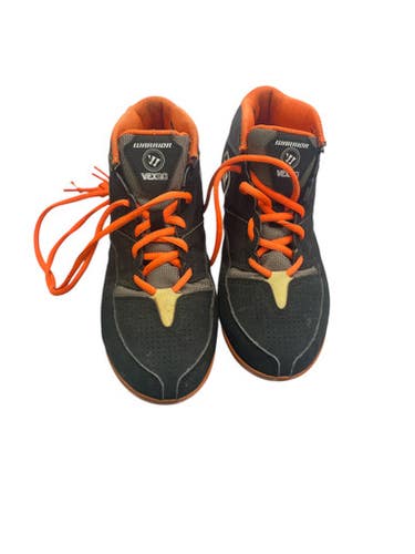 Used Warrior LAX Cleats Boys Black And Orange Junior 04.5 11863-S000024271
